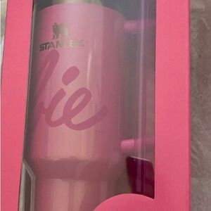 The Barbie™ x Stanley Icon Quencher | 30 OZ - Barbie™ Icon